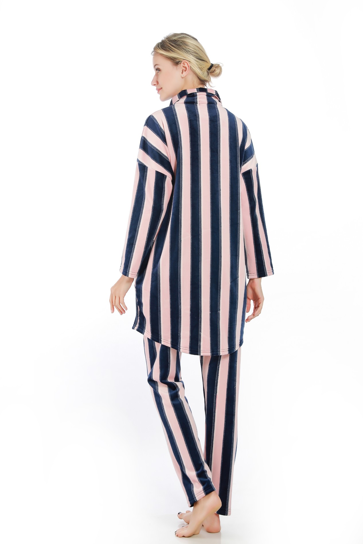 Kupte Striped Ladies Pajamas Set,Striped Ladies Pajamas Set ceny. Striped Ladies Pajamas Set značky. Striped Ladies Pajamas Set Výrobce. Striped Ladies Pajamas Set citáty. Striped Ladies Pajamas Set společnost,