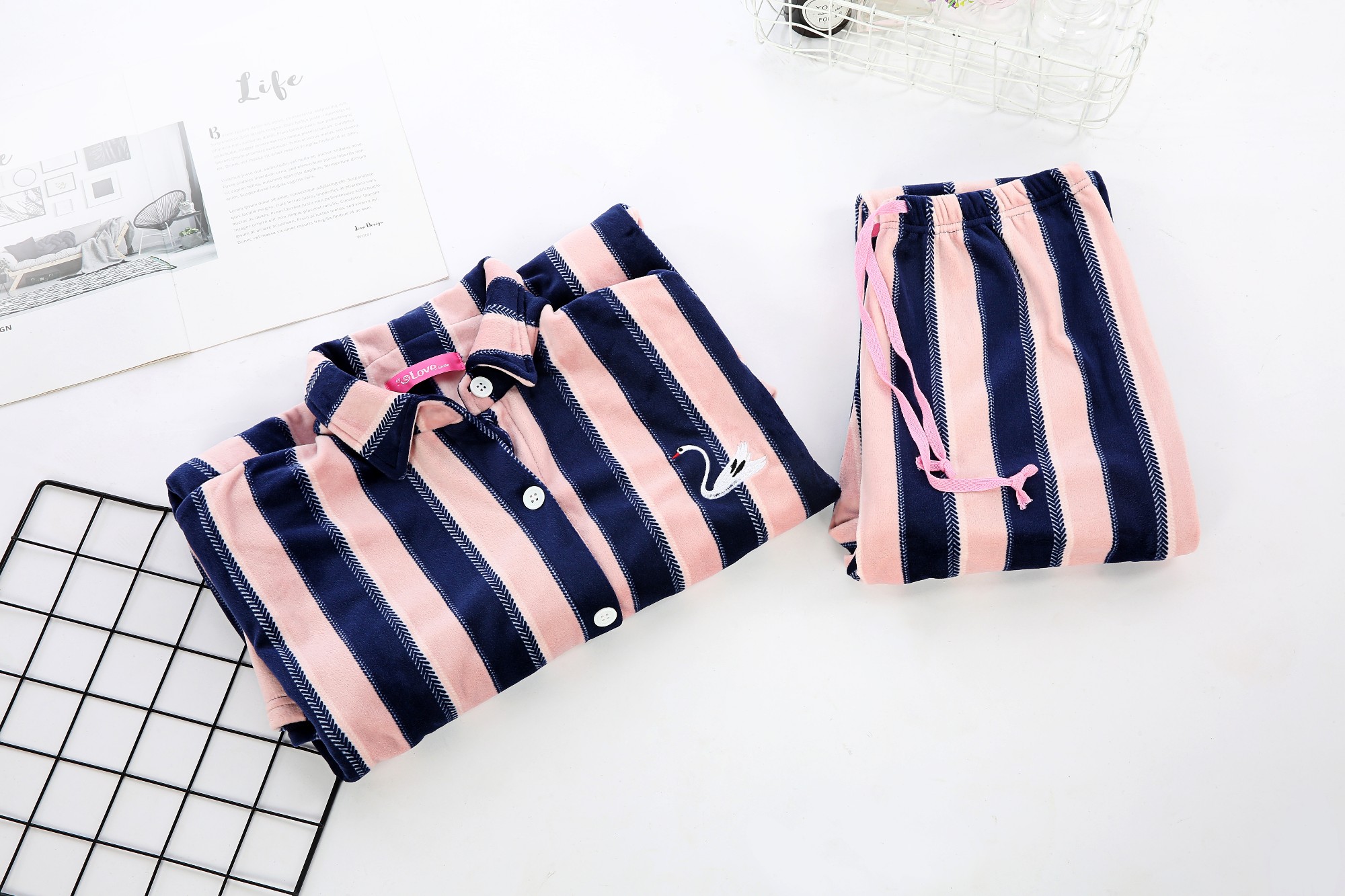 Kupte Striped Ladies Pajamas Set,Striped Ladies Pajamas Set ceny. Striped Ladies Pajamas Set značky. Striped Ladies Pajamas Set Výrobce. Striped Ladies Pajamas Set citáty. Striped Ladies Pajamas Set společnost,